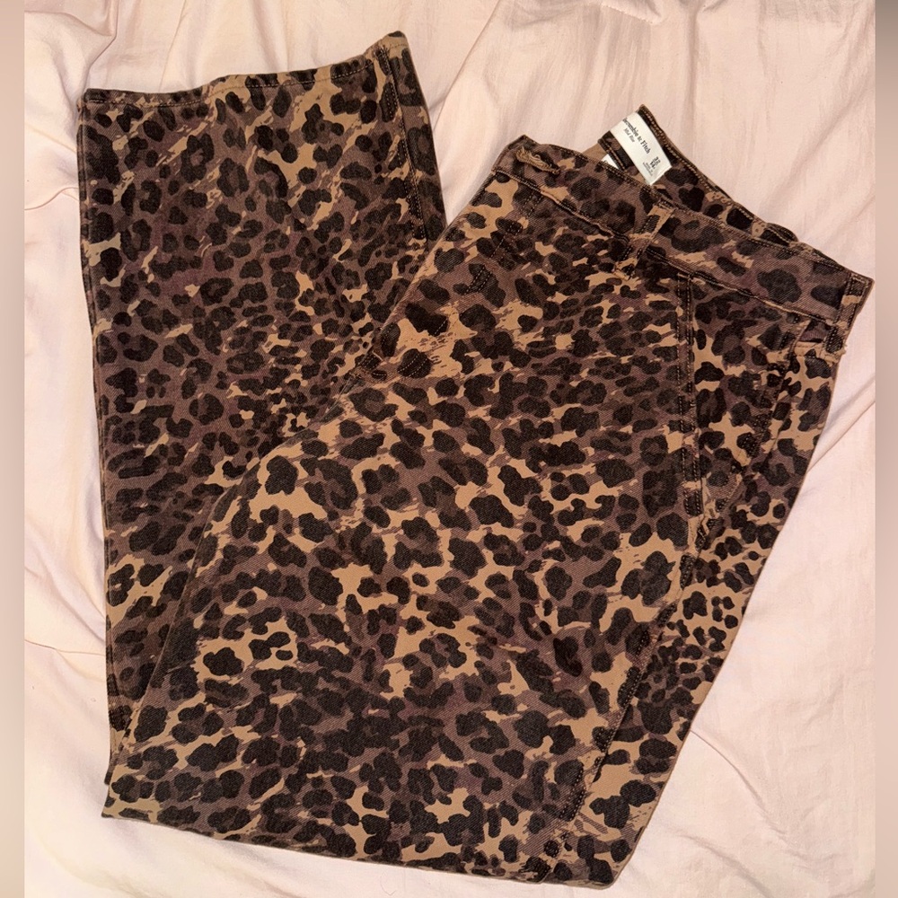 Abercrombie & Fitch Leopard Print Wide Leg Jeans - Brown and Black